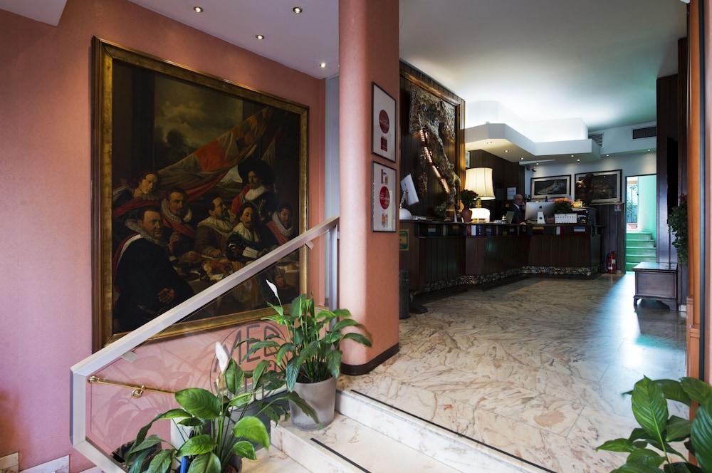 Hotel Mec Milánó Kültér fotó