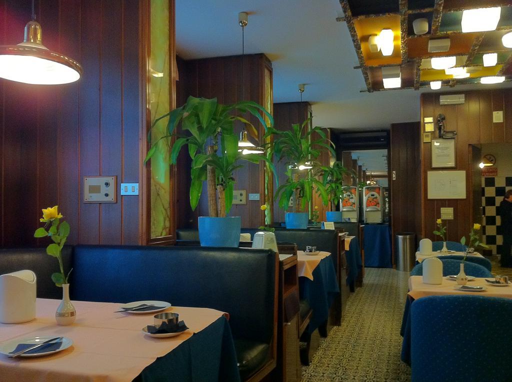 Hotel Mec Milánó Kültér fotó