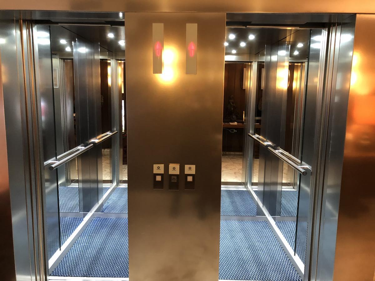 Hotel Mec Milánó Kültér fotó